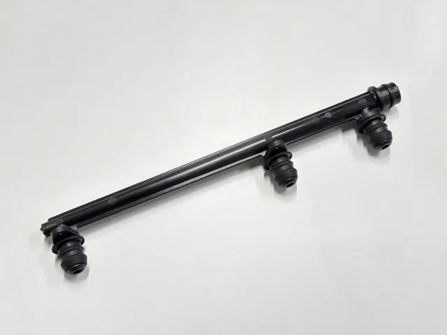 Трубка пластиковая на клапанной крышке K1200, K1300 11717672790 BMW Motorrad