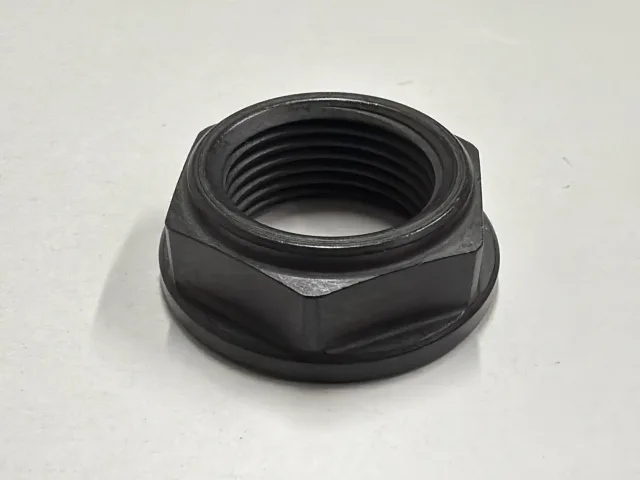 Гайка корзины сцепления R1200 LC, R1250 21218529424 BMW Motorrad