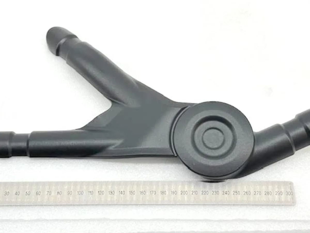 Защита рамы правая R1200GS (LC), R1250GS 46518560672 BMW Motorrad
