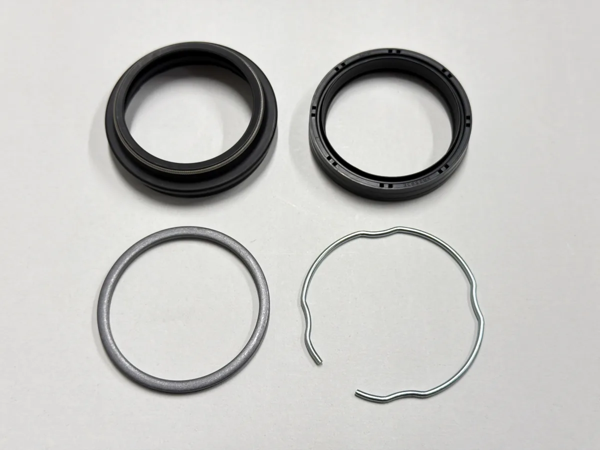 Комплект уплотнительных элементов 1 перо R1300GS(A) 31428828809 BMW Motorrad