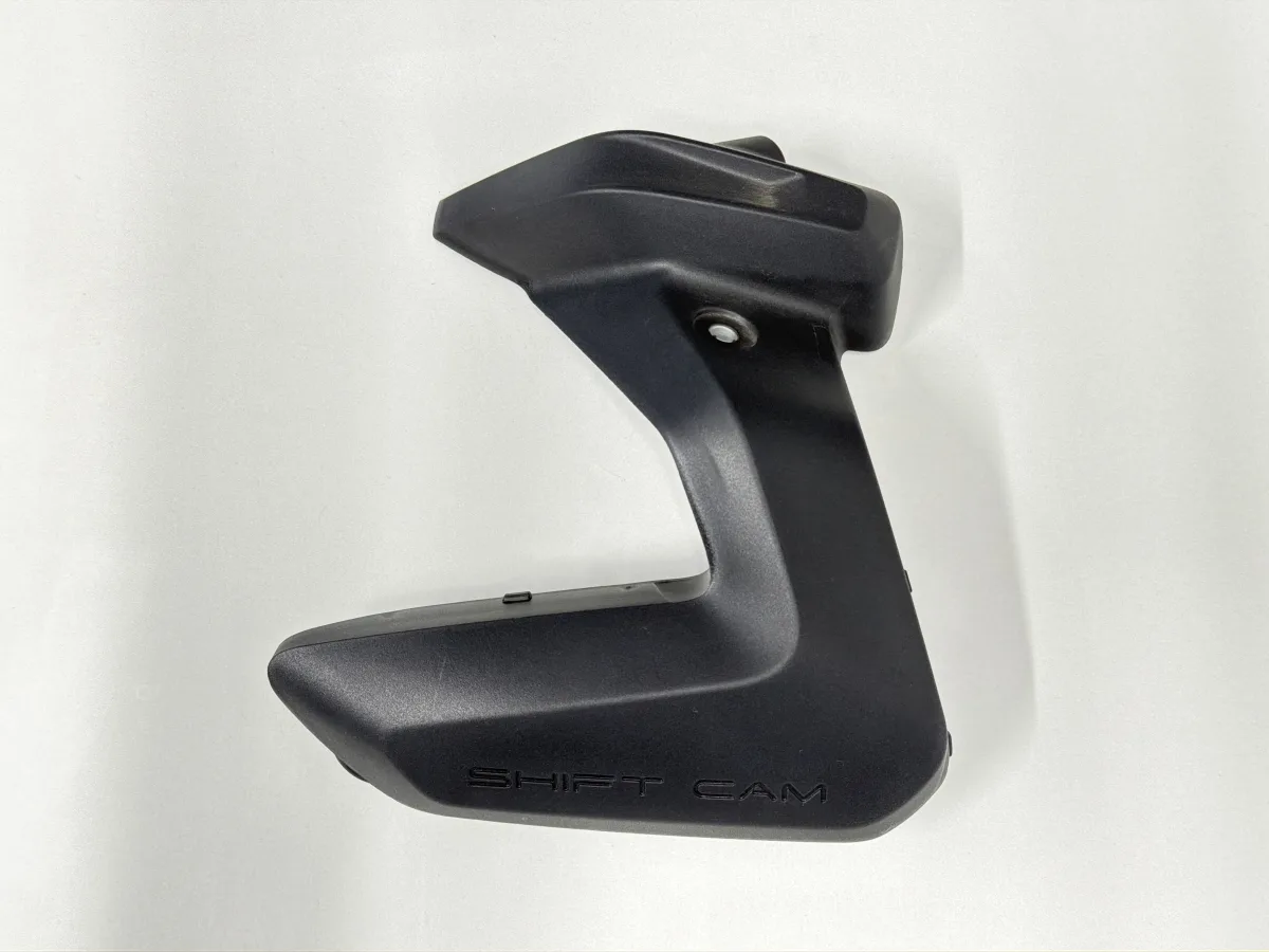 Накладка пластиковая клапанной крышки левая R1250. 11128394385 BMW Motorrad