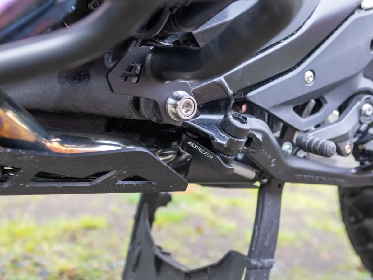 Защита датчика подножки R1300GS/GSA фрезерованная черная R130-2-1113 ALTRIDER, фото 8