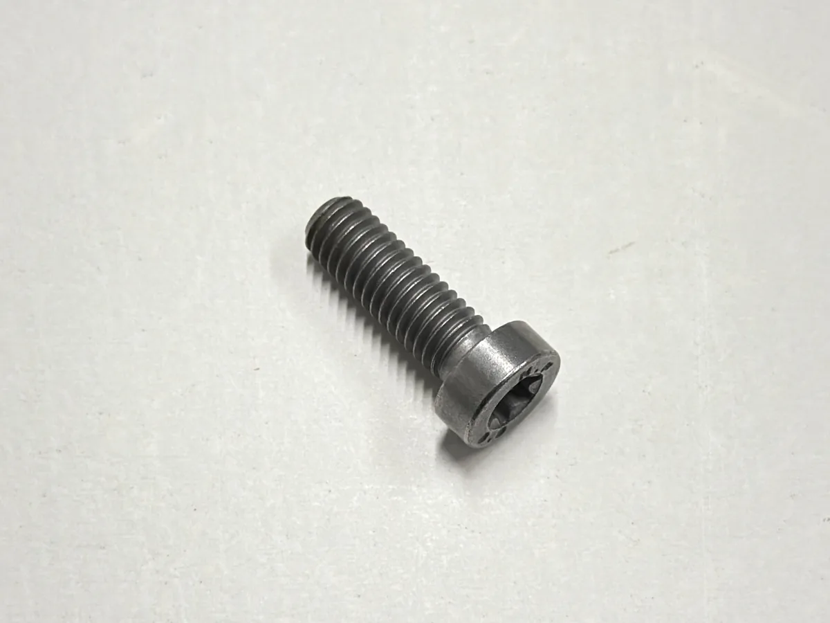 Винт ISA M6X18-8.8-ZNNIV 07129907195 BMW Motorrad