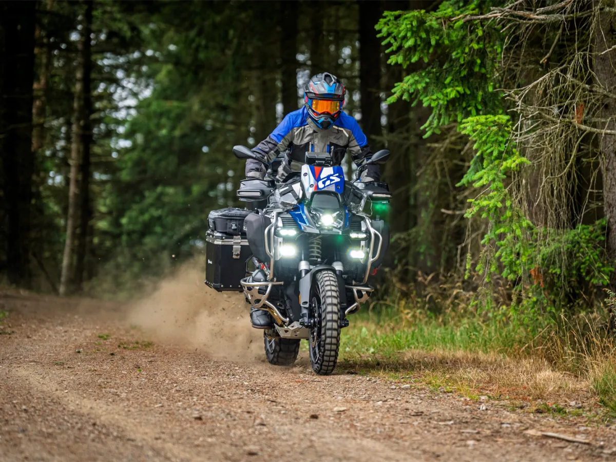 Защита фары прозрачная R1300GSA (Комплект 13260-102-VM + 13261-002-ANB) 13261-102 Wunderlich, фото 11