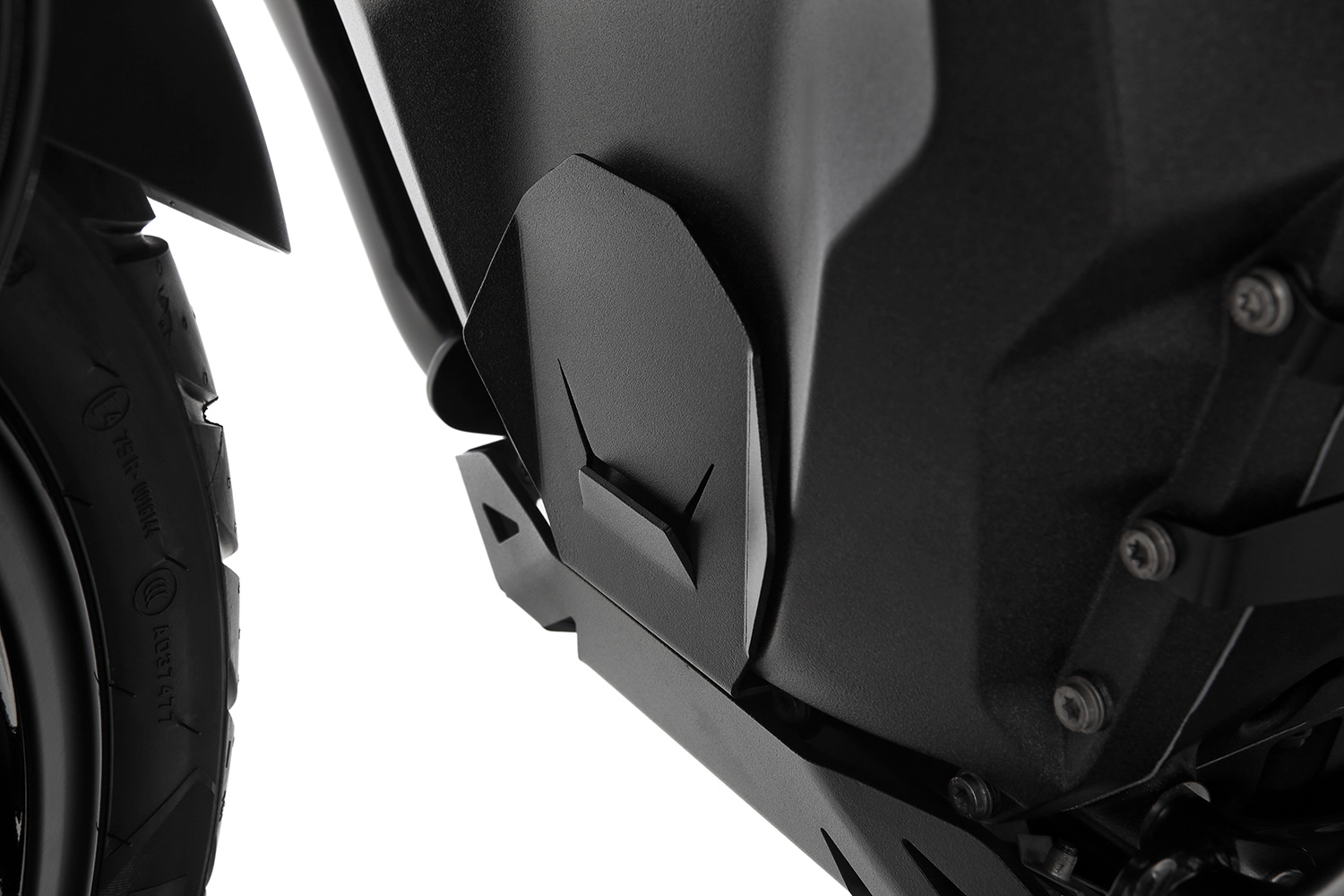 Защита пер крышки двигателя металл Engine housing protection R1300 - black