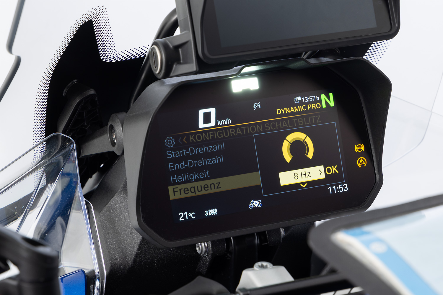 Козырек на приборную панель TFT (Wunderlich Glare shield for Cockpit TFT 6.5 inch - Connectivity Display - black)